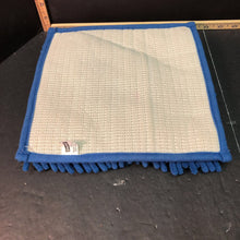 Load image into Gallery viewer, Chenille shag locker carpet
