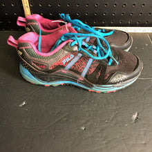 Load image into Gallery viewer, Girl's sneakers

