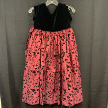 Load image into Gallery viewer, Velvet flower dress
