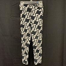 Load image into Gallery viewer, Pattern Leggings
