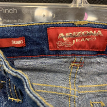 Load image into Gallery viewer, Denim Skinny pants
