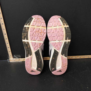 girls sneakers