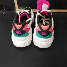 Load image into Gallery viewer, girls sneakers
