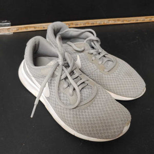 girls Tanjun sneakers