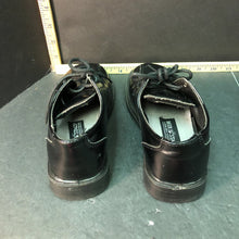 Load image into Gallery viewer, Boy dress shoes

