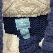 Load image into Gallery viewer, Half button sweater
