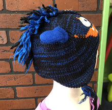 Load image into Gallery viewer, knit monster winter hat

