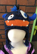 Load image into Gallery viewer, knit monster winter hat
