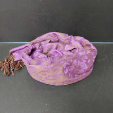 Load image into Gallery viewer, paisely print scarf w/fringe
