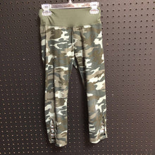 Load image into Gallery viewer, Camo leggings

