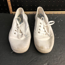 Load image into Gallery viewer, girls lace up sneakers
