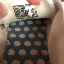 Load image into Gallery viewer, girls lace up sneakers
