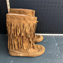 Load image into Gallery viewer, girls mocassin boots
