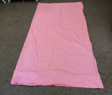 Load image into Gallery viewer, gingham bed sheet
