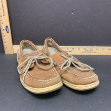 Load image into Gallery viewer, boys casual shoes
