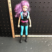 Load image into Gallery viewer, Cat burglar doll
