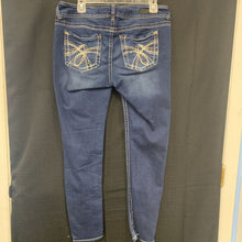 Load image into Gallery viewer, Denim Pants
