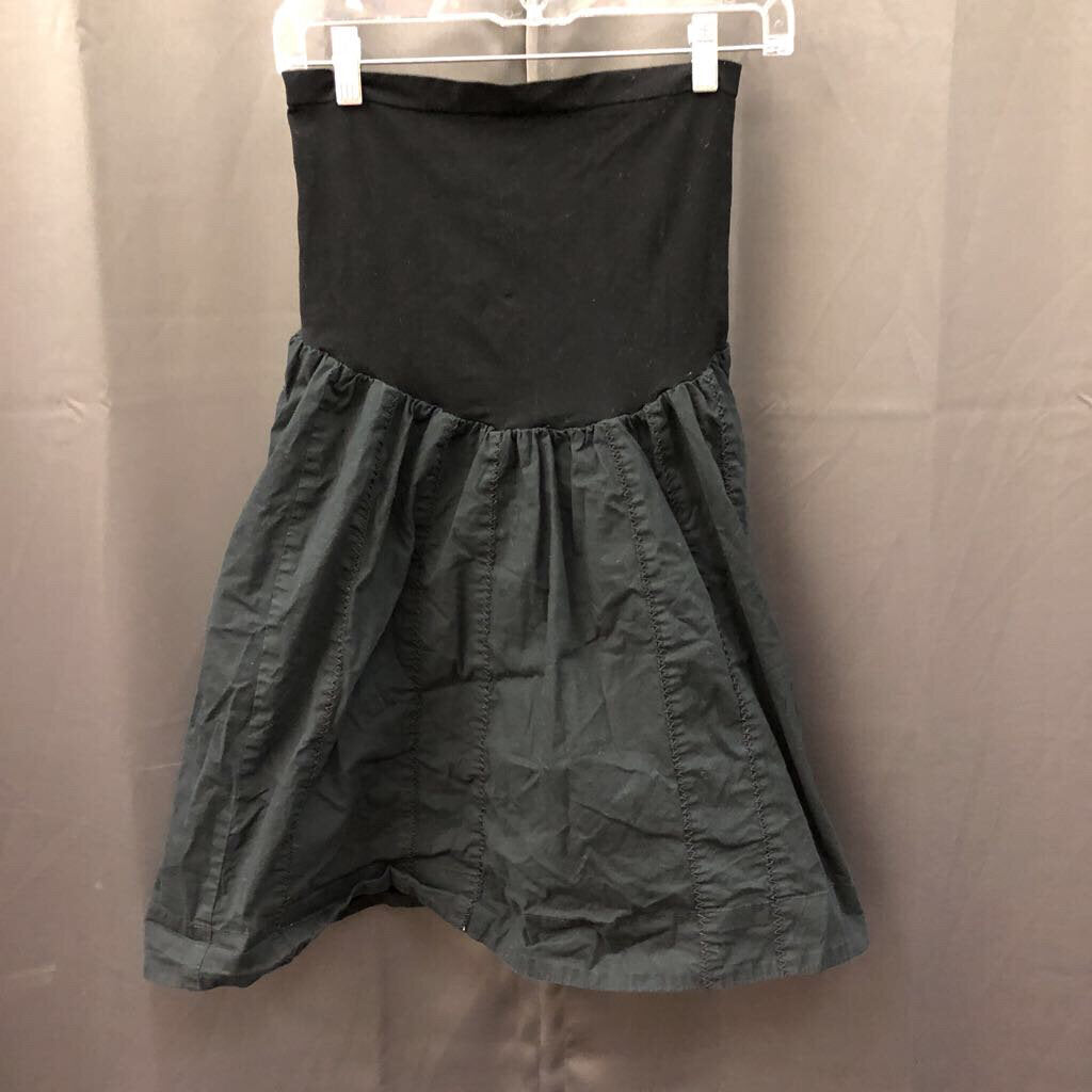 Solid skirt