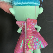 Load image into Gallery viewer, SERIES 1 RARE SUPER NEILA HEART HANDS DOLL
