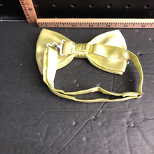 Load image into Gallery viewer, Bow tie
