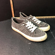 Load image into Gallery viewer, girl&#39;s sneakers
