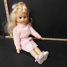 Load image into Gallery viewer, Meredith w/pink stripe outfit Vintage Collectbile
