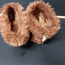 Load image into Gallery viewer, Girls monkey bedroom shoes
