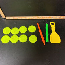Load image into Gallery viewer, color wonder light up stamper
