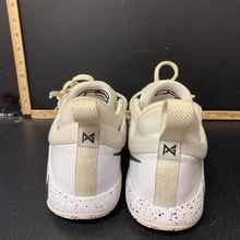 Load image into Gallery viewer, PG 2.5 &#39;Team Bank&#39; Basketball Sneakers
