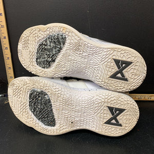 PG 2.5 'Team Bank' Basketball Sneakers