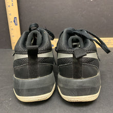 Load image into Gallery viewer, Boys Team Hustle D 8 GS sneakers
