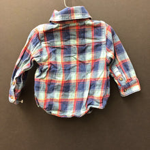 Load image into Gallery viewer, Plaid Button Down Shirt
