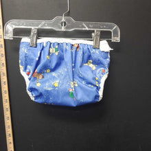 Load image into Gallery viewer, Babys&amp; stars print cloth diaper
