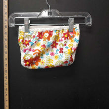 Load image into Gallery viewer, Floral print cloth diaper
