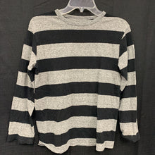 Load image into Gallery viewer, Striped shirt
