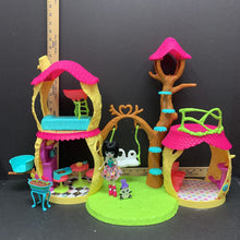 Load image into Gallery viewer, PANDA TREE HOUSE ENCHANTIMALS PLAYHOUSE PLAYSET
