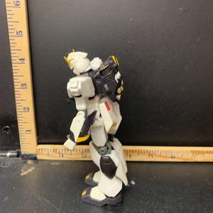 Gundam Deluxe Char's counterattack mobile suit