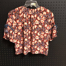 Load image into Gallery viewer, Floral top
