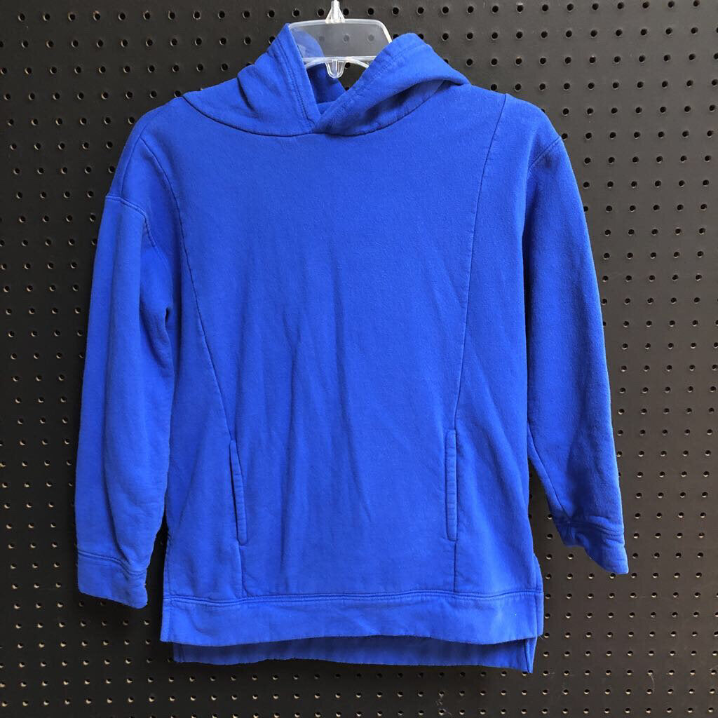 Hooded sweatshirt w/pockets