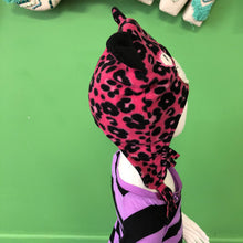 Load image into Gallery viewer, Girls cheetah winter hat
