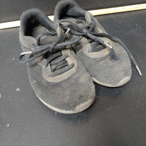 Girls sneakers