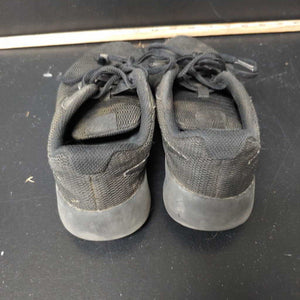 Girls sneakers
