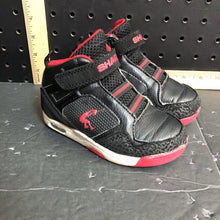 Load image into Gallery viewer, Boys velcro high top sneakers
