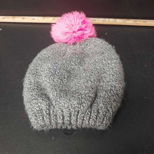 Load image into Gallery viewer, Girls winter hat
