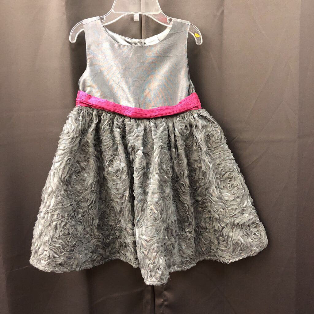 Lace rose dress