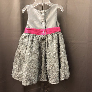 Lace rose dress
