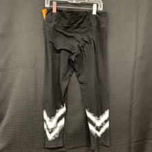 Load image into Gallery viewer, Patterned yoga pants
