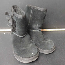 Load image into Gallery viewer, girls koolaburra ankle boots
