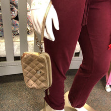 Load image into Gallery viewer, Wristlet handbag
