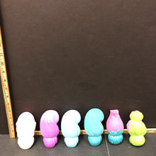 Load image into Gallery viewer, 6pc replacement Blume doll hair
